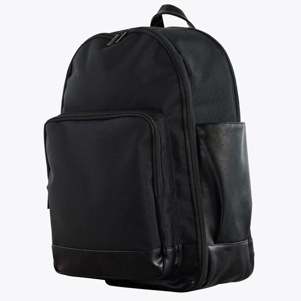 Beis Travel Backpack in Black